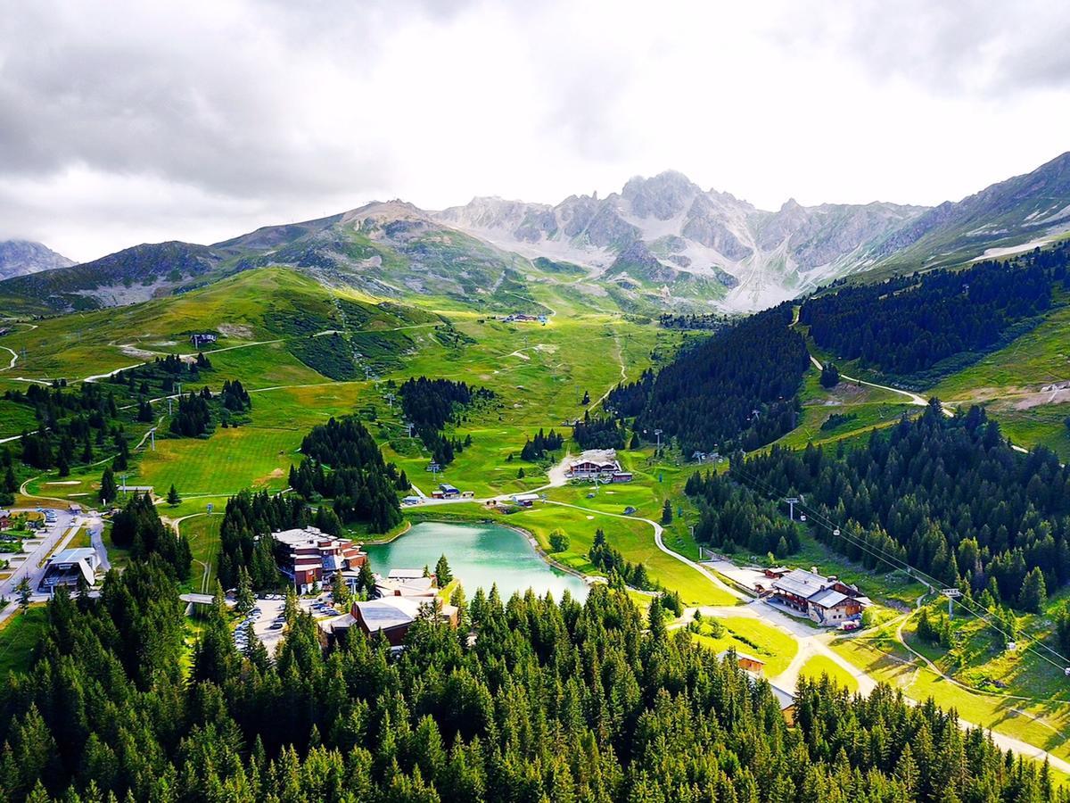 Residence Le Domaine Du Jardin Alpin - Courchevel 1850 Экстерьер фото